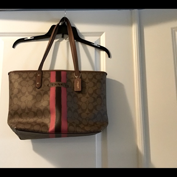 Coach Handbags - Coach Tote Bag
